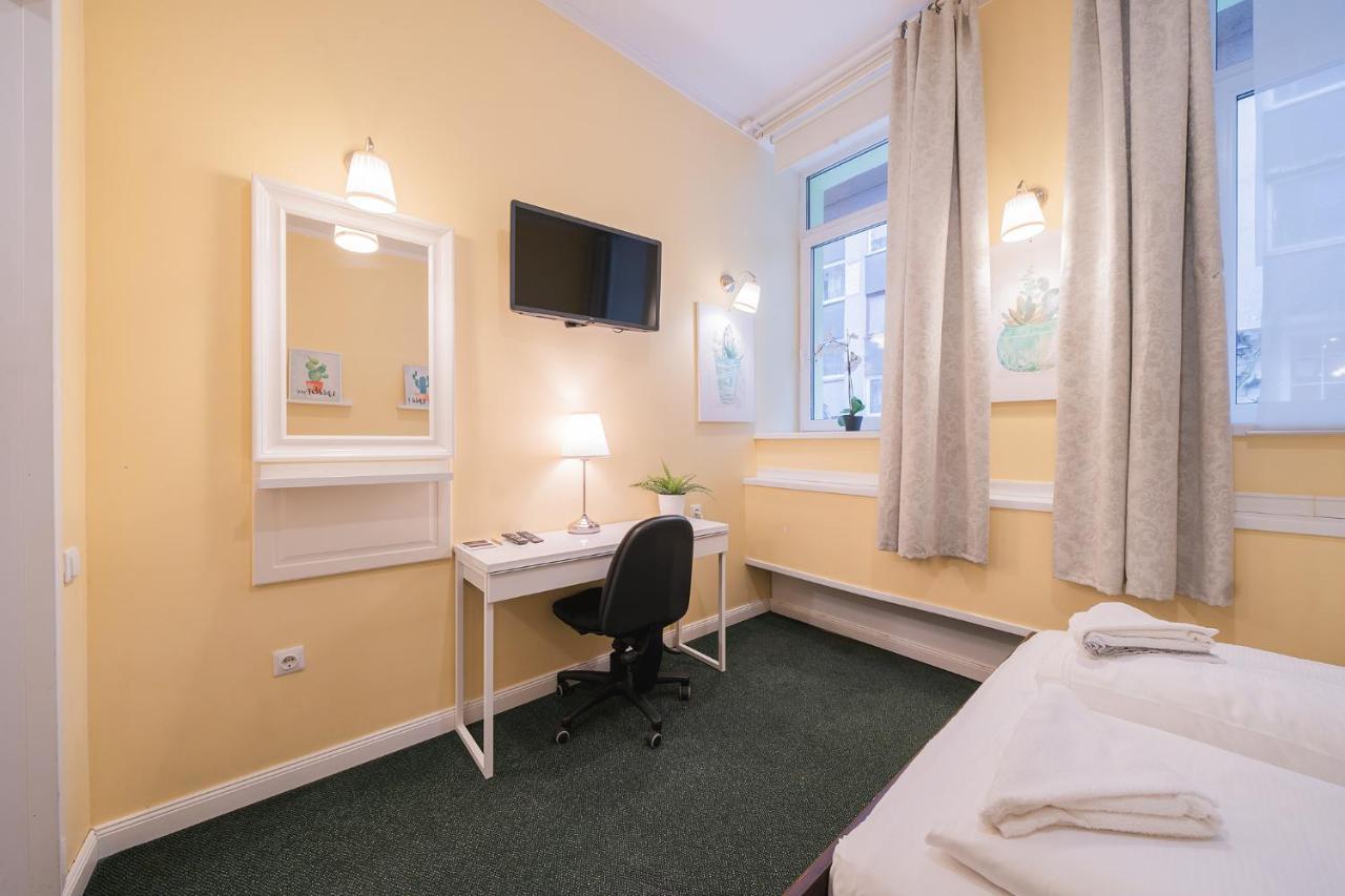 Station Self Check-In Apartments VNO Eksteriør bilde